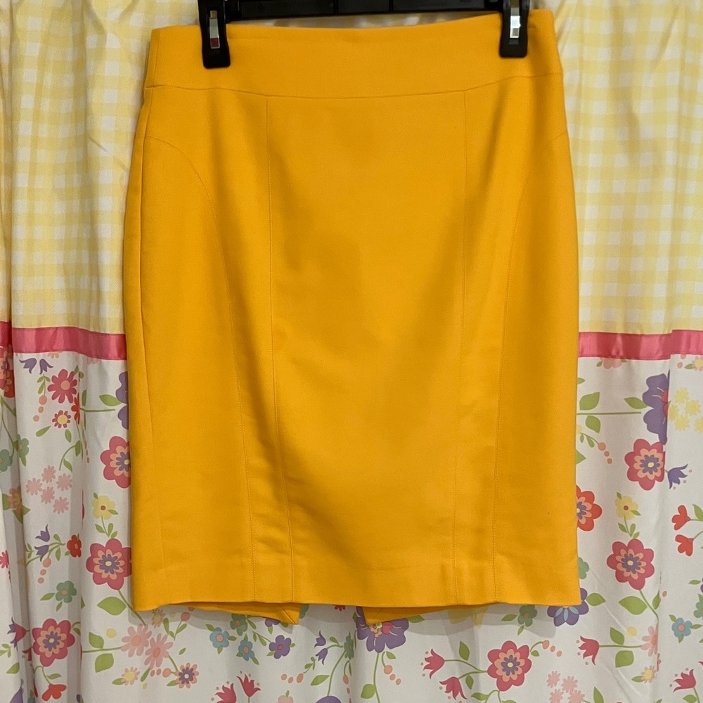 FINAL Sale before donating Express Vibrant Yellow Pencil Skirt